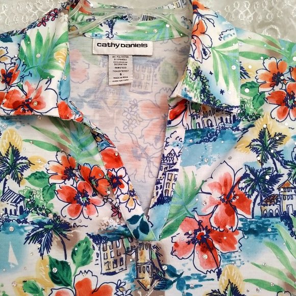 NWOT Hawaiian Style Top with sparkles; S-M - Picture 5 of 6